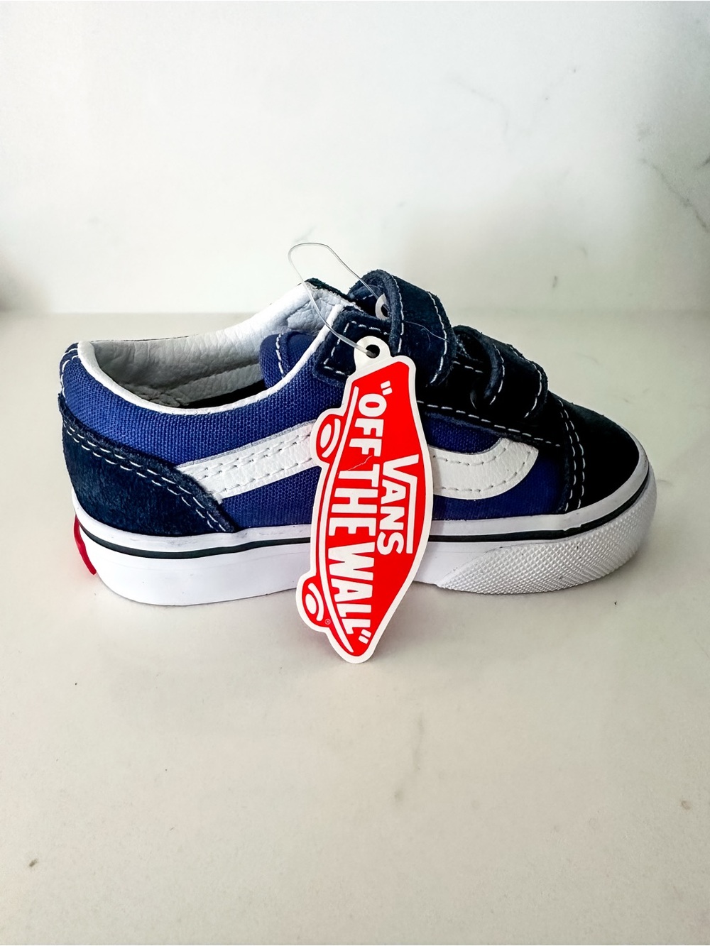 NWT Vans Kids Old Skool Sneakers in Blue & White Toddler 5